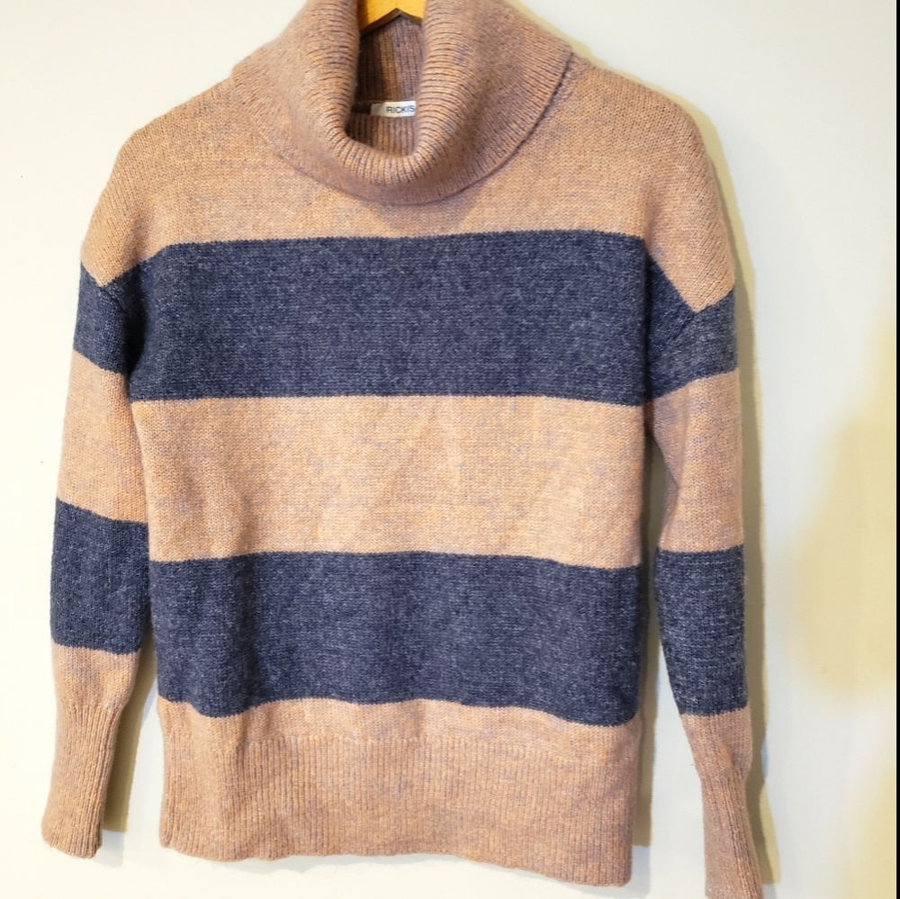 ☆3 for 15☆ RICKI'S COWL NECK SWEATER - Picture 1 of 4